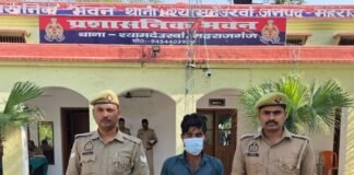 श्यामदेउरवा पुलिस ने युवती को भगाने वाला आरोपी पकड़ा:गोधवल चौराहे से हुई गिरफ्तारी, पुलिस ने न्यायालय भेजा श्यामदेउरवा पुलिस ने युवती को भगाने वाला आरोपी पकड़ा:गोधवल चौराहे से हुई गिरफ्तारी, पुलिस ने न्यायालय भेजा