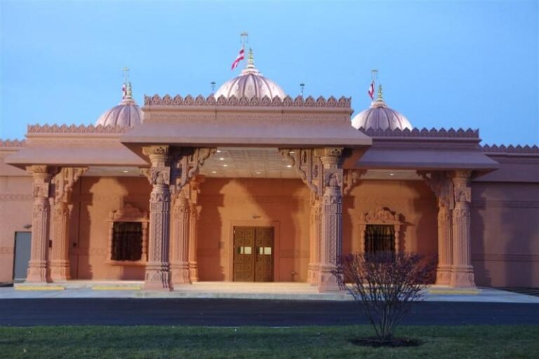 ओहियो के श्री स्वामीनारायण मंदिर पर पथराव, खिड़कियों के शीशे टूटे