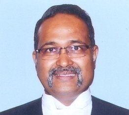 सुप्रीम कोर्ट कॉलेजियम ने MP हाई कोर्ट के चीफ जस्टिस के लिए चुना नाम, अब केंद्र की मंजूरी का इंतजार News Desk