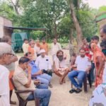 अशोक नगर सोनबरसा में आरसीसी सड़क की मांग:नगर पंचायत अध्यक्ष ने जल्द निर्माण का आश्वासन दिया अशोक नगर सोनबरसा में आरसीसी सड़क की मांग:नगर पंचायत अध्यक्ष ने जल्द निर्माण का आश्वासन दिया