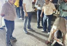 जौनपुर: रात में सड़कों पर डीएम का औचक निरीक्षण, व्यवस्थाओं में खामियां मिलने पर दिए सुधार के निर्देश