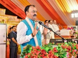 रायबरेली में गरजे केशव प्रसाद मौर्य, बोले-‘अगर सपा राज में होती इतनी बड़ी कथा, तो श्रोताओं को खानी पड़ती लाठियां’