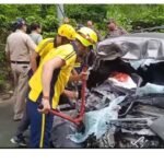 टिहरी में डंपर-कार की भीषण टक्कर, भाई-बहन की मौत; दो घायल
