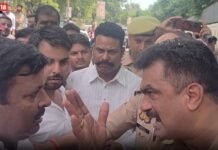 ‘चूड़ी पहनो और औकात में रहो’, रायबरेली में सपा जिलाध्यक्ष और कोतवाल आमने-सामने, जमकर हंगामा